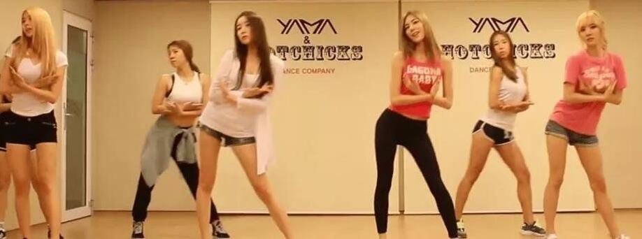 车载MV，放在车上听歌，单身狗慎点！